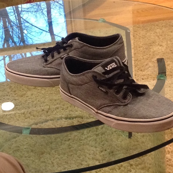 Vans - Picture 1 of 3